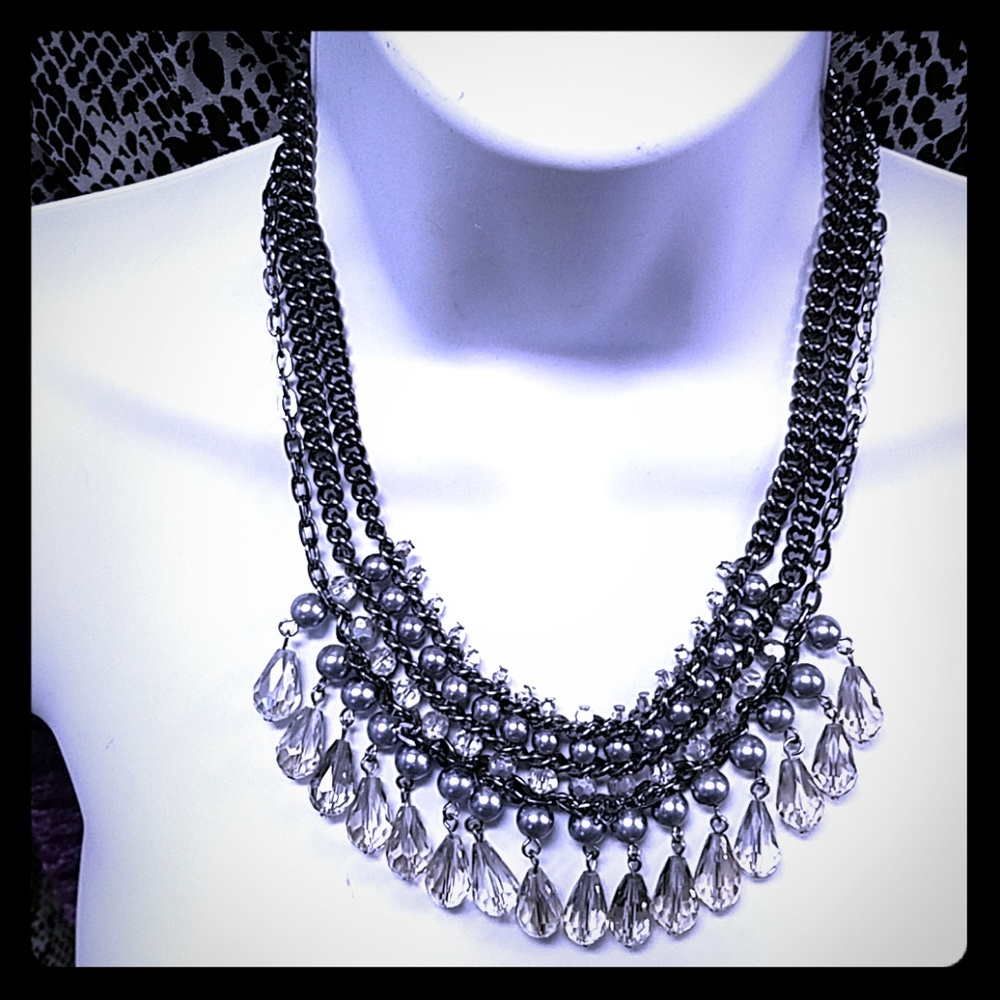 Metallic Silver 3-tiered Necklace